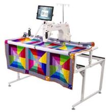 Q'NIQUE 15R QUILTING MACHINE QUILTMOTI